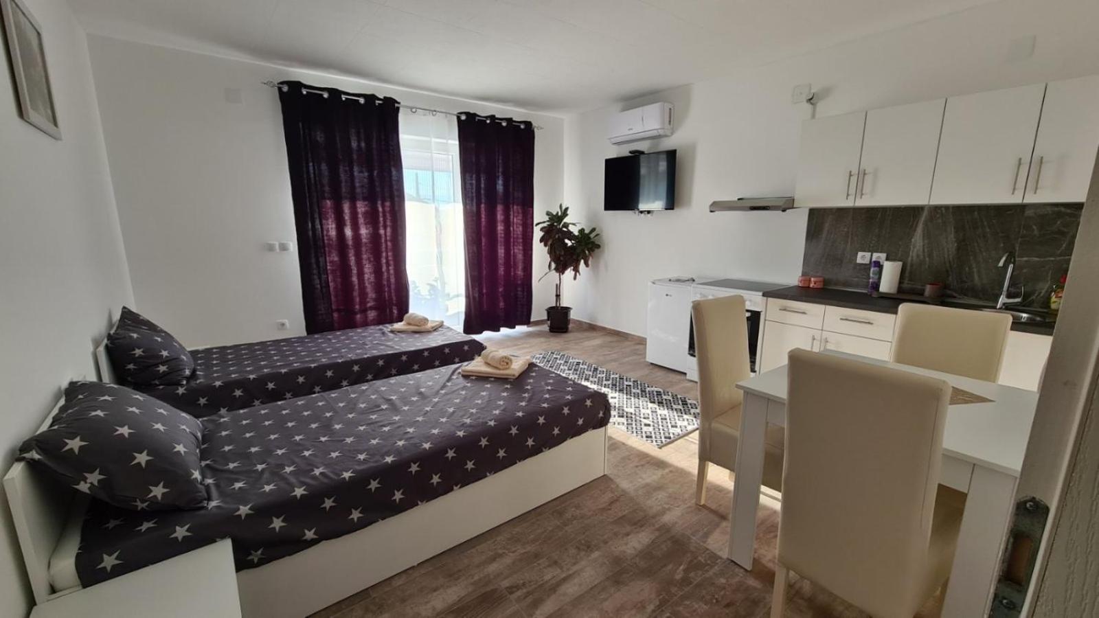 Apartmani Koki Кладово Екстер'єр фото