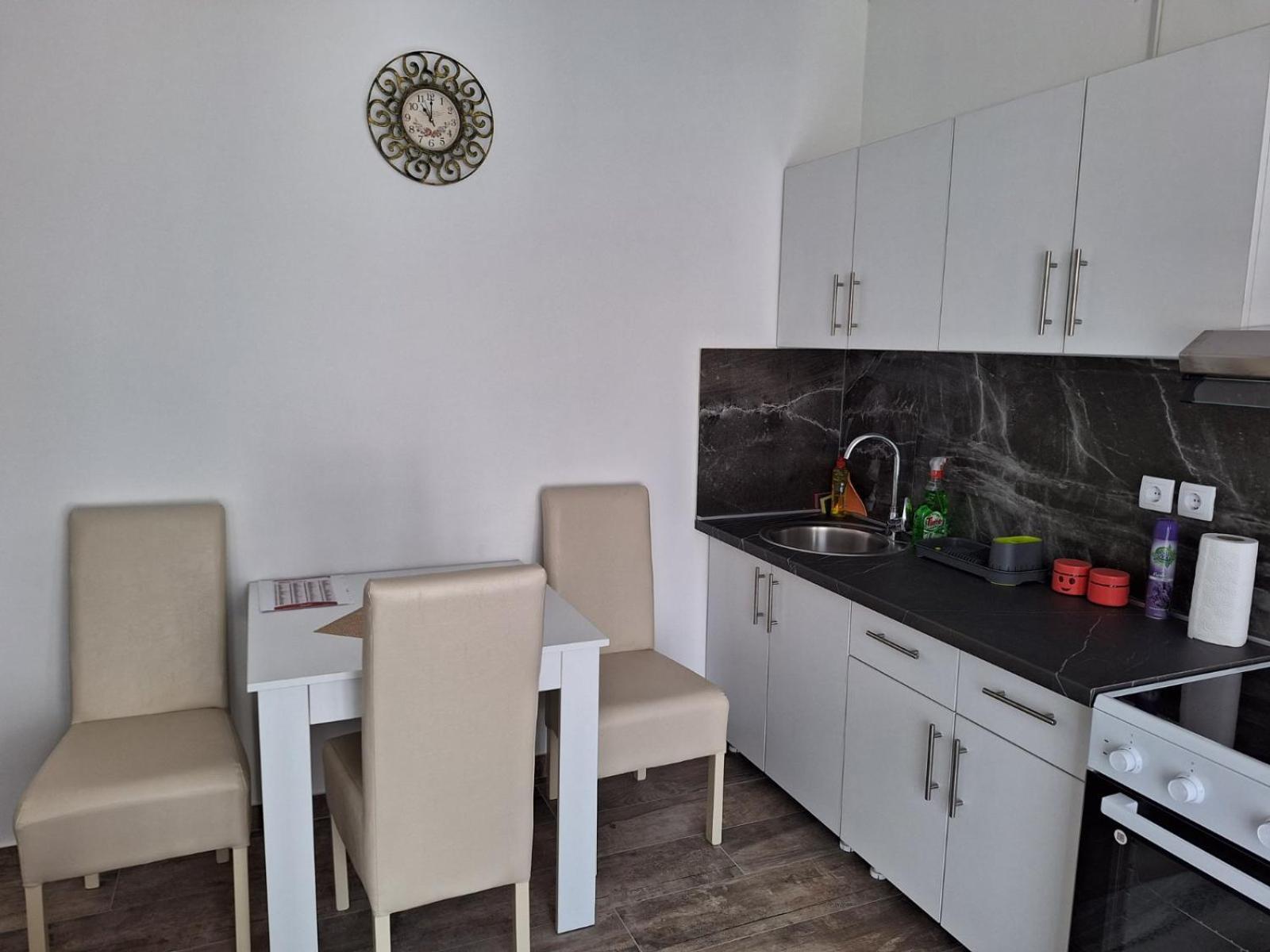 Apartmani Koki Кладово Екстер'єр фото