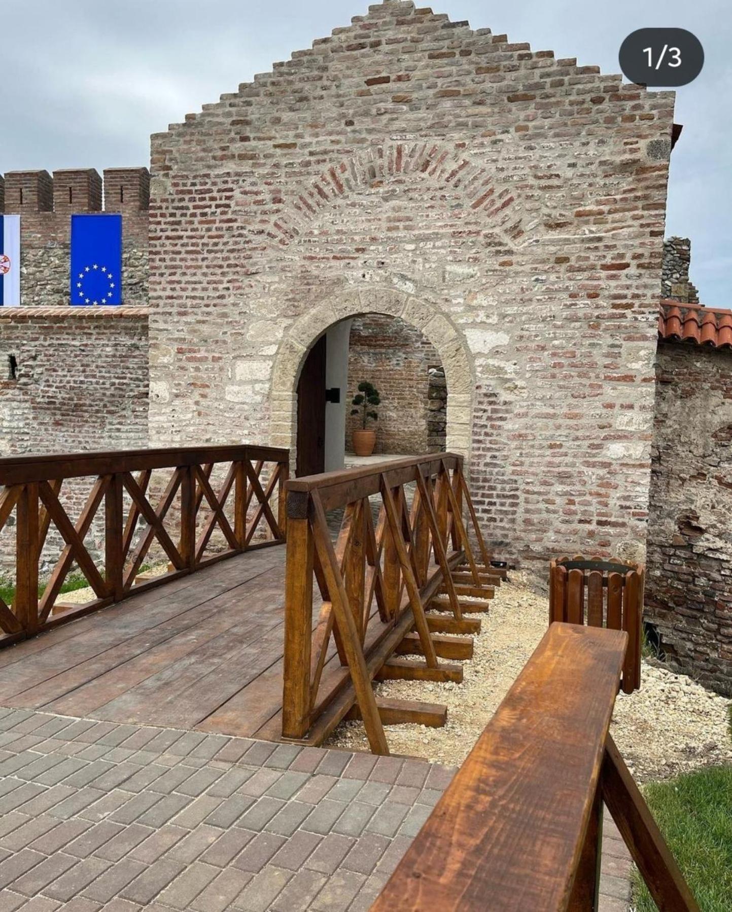 Apartmani Koki Кладово Екстер'єр фото